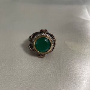 Elegant Green and Gold Statement Ring